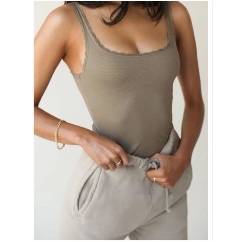 JOAH BROWN Scoop Neck Tank W/ Lace Trim, Taupe Rib, SM - Picture 1 of 11